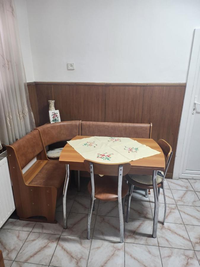 Apartamento A&L House Braşov Exterior foto