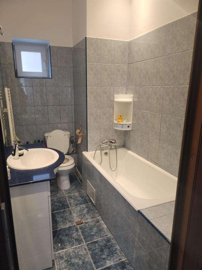 Apartamento A&L House Braşov Exterior foto