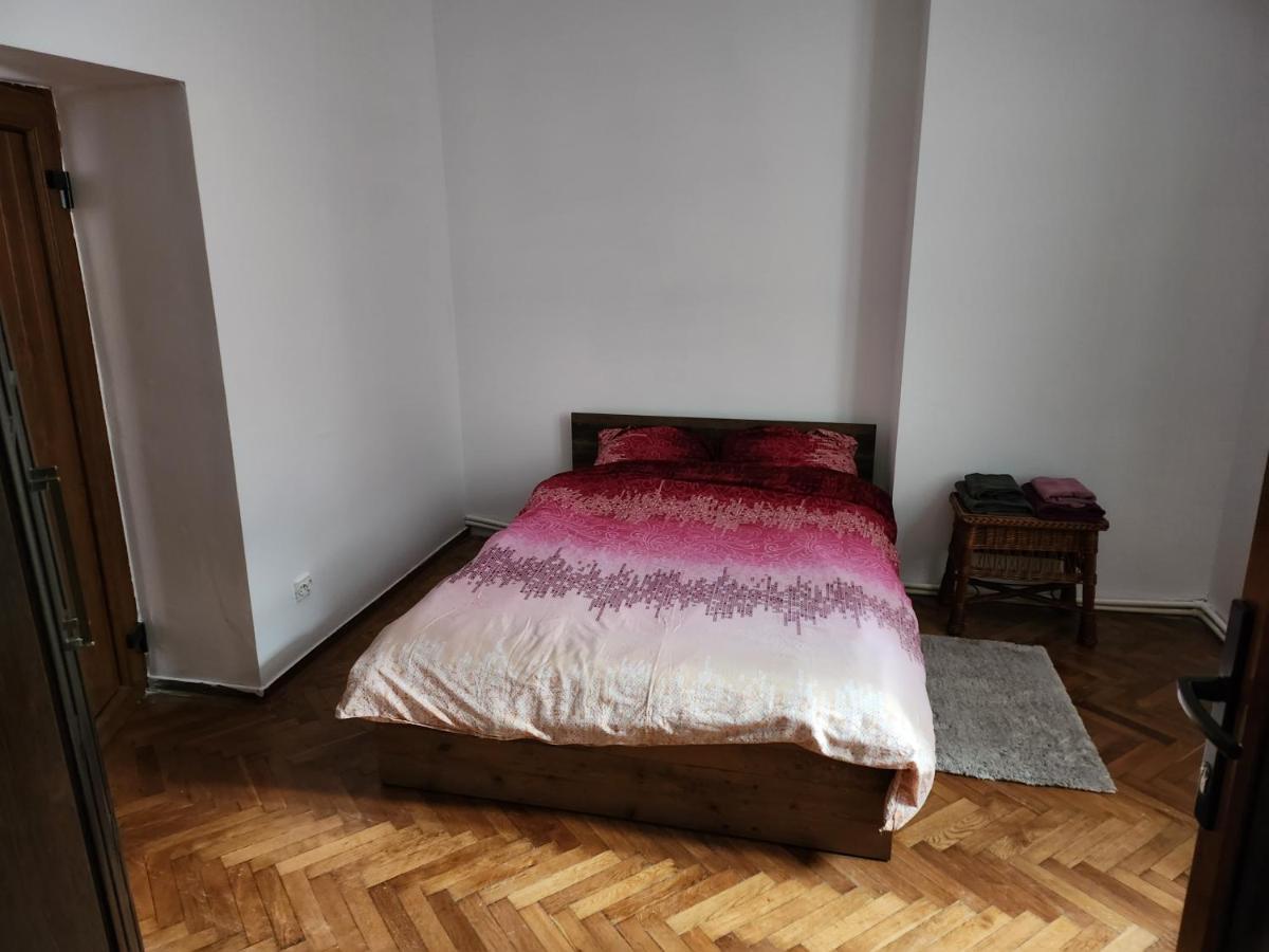 Apartamento A&L House Braşov Exterior foto